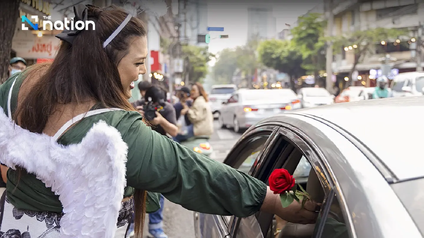 Roses and condoms lead Valentine sales