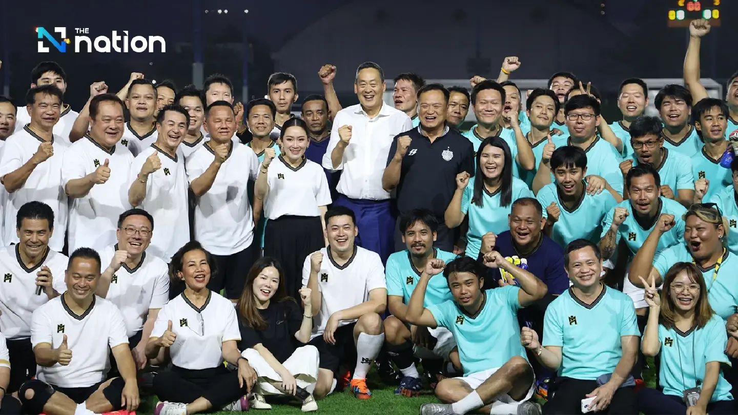 When it comes to football, the government and the media are on par