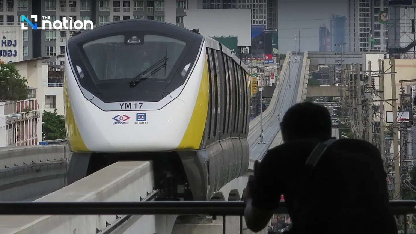Yellow Line monorail resumes operation, offers discount, after mishap