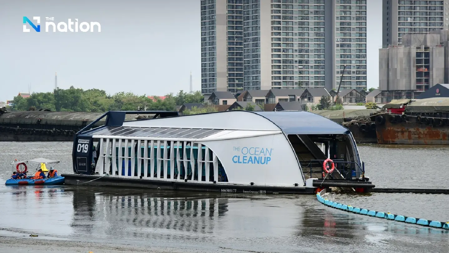 Bangkok launches Dutch barge to collect garbage from Chao Phraya Bangkok launches Dutch barge to collect garbage from Chao Phraya