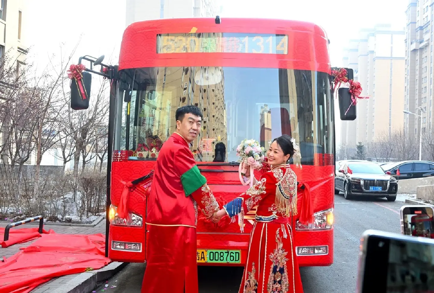 Many factors responsible for more people tying knot last year Many factors responsible for more people tying knot last year