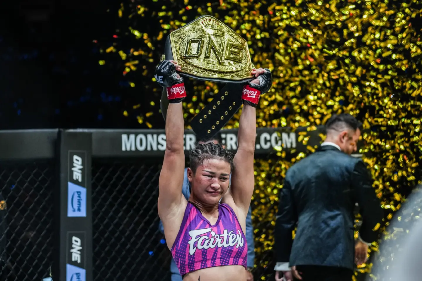 Kickboxing legend Buakaw recognizes Stamp’s success