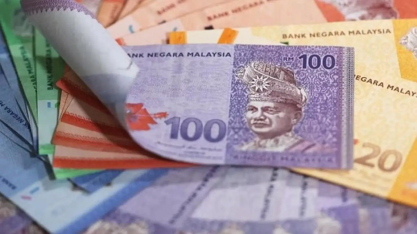 Malaysian ringgit likely to stay weak for first half of 2024, but worst is over