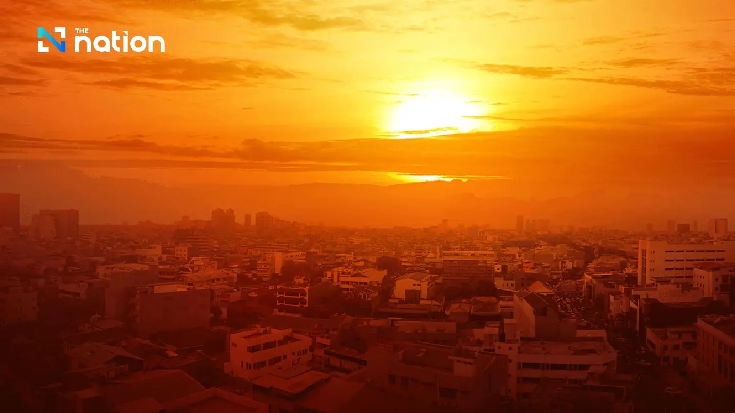 Bangkokians get ready! The sun will shine directly overhead at 12.16pm on April 26 Bangkokians get ready! The sun will shine directly overhead at 12.16pm on April 26