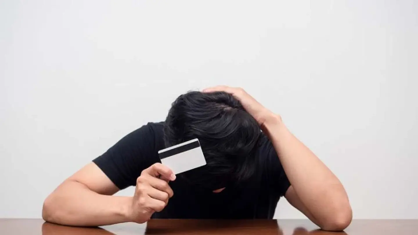 Over-50s, men, singles lead South Korea bankruptcies Over-50s, men, singles lead South Korea bankruptcies