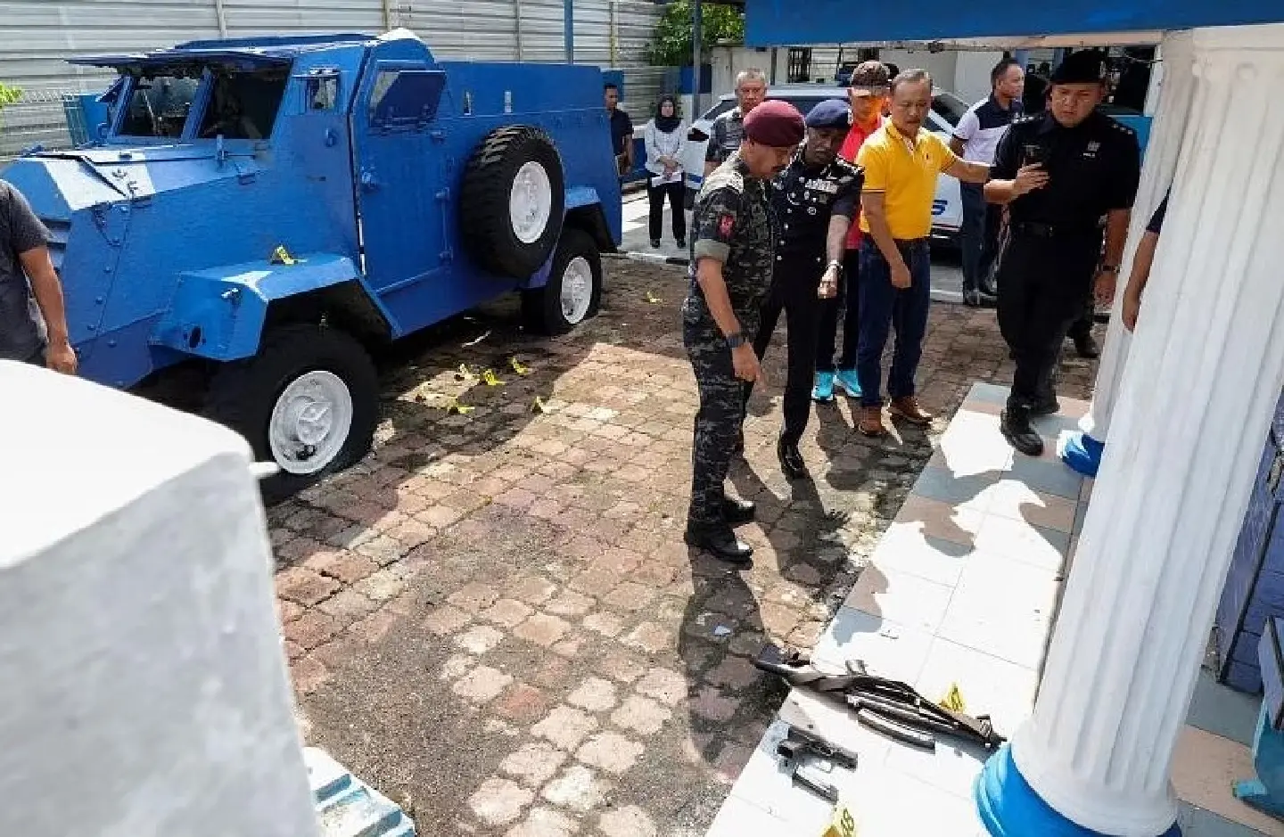 2 cops dead after Johor station attack; Jemaah Islamiyah suspect shot 2 cops dead after Johor station attack; Jemaah Islamiyah suspect shot
