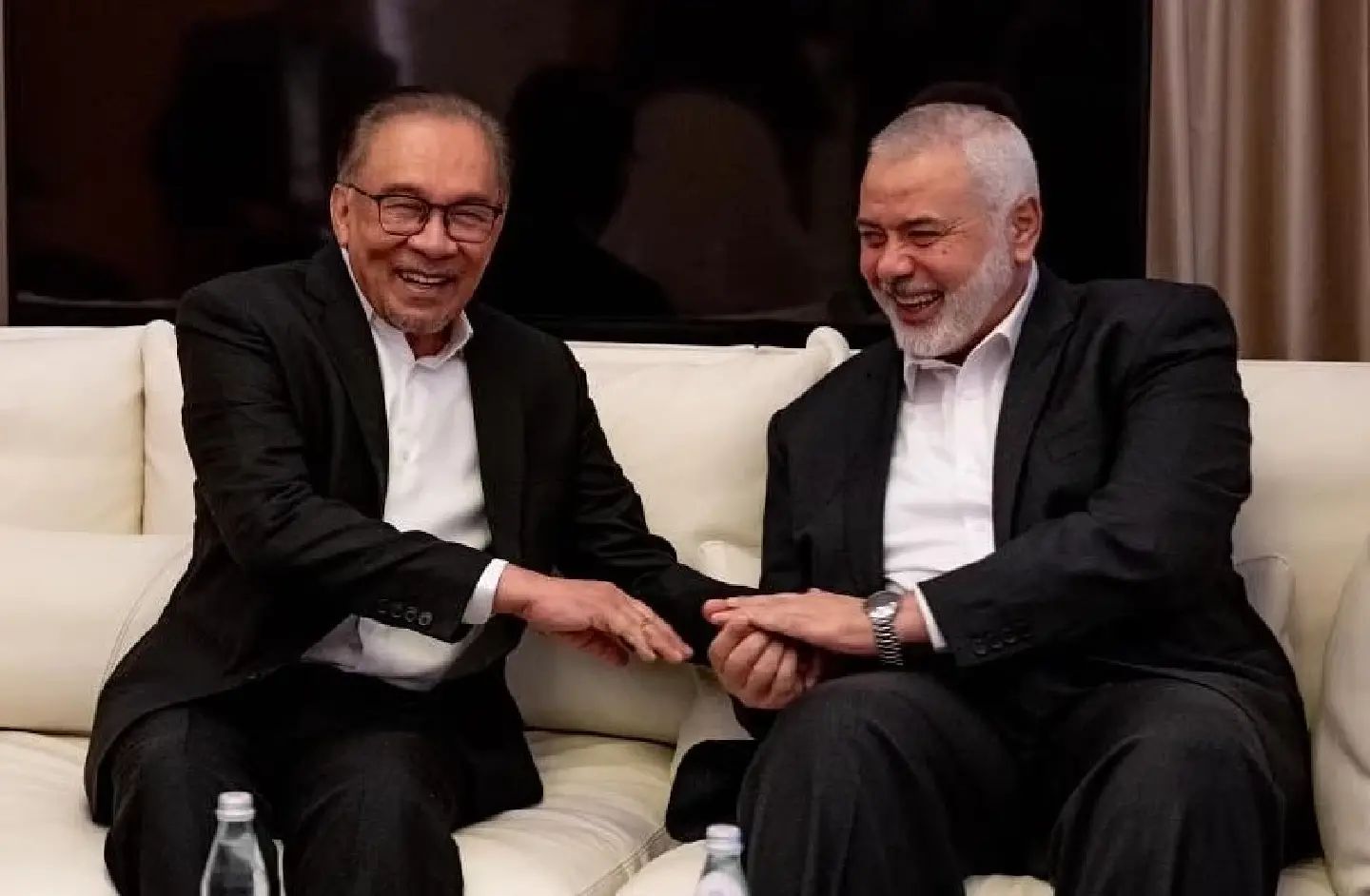 Malaysia outraged at Meta takedown of media’s Facebook posts on PM Anwar’s Hamas meeting Malaysia outraged at Meta takedown of media’s Facebook posts on PM Anwar’s Hamas meeting