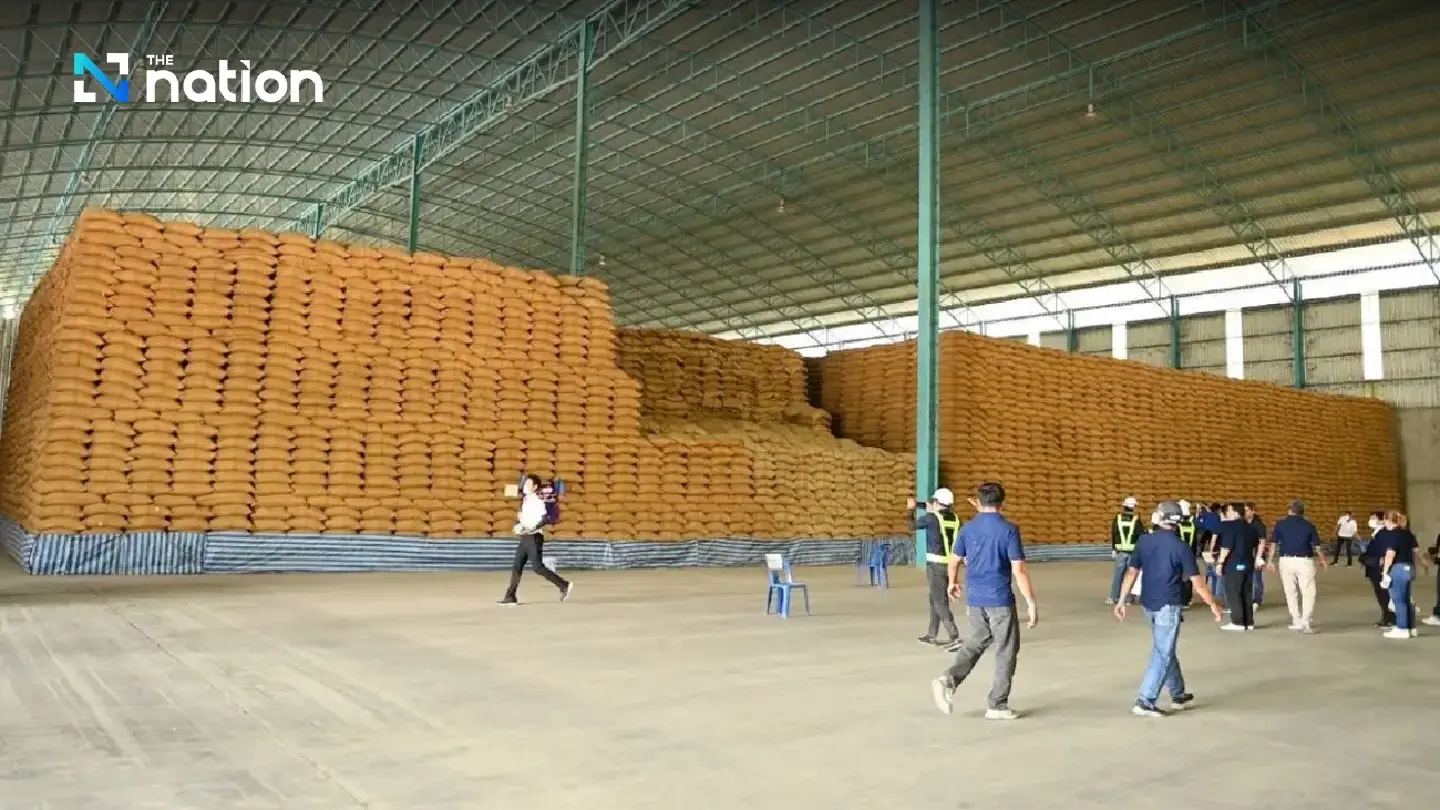 15,000 tonnes of 10-year-old rice to go under hammer on June 17 15,000 tonnes of 10-year-old rice to go under hammer on June 17