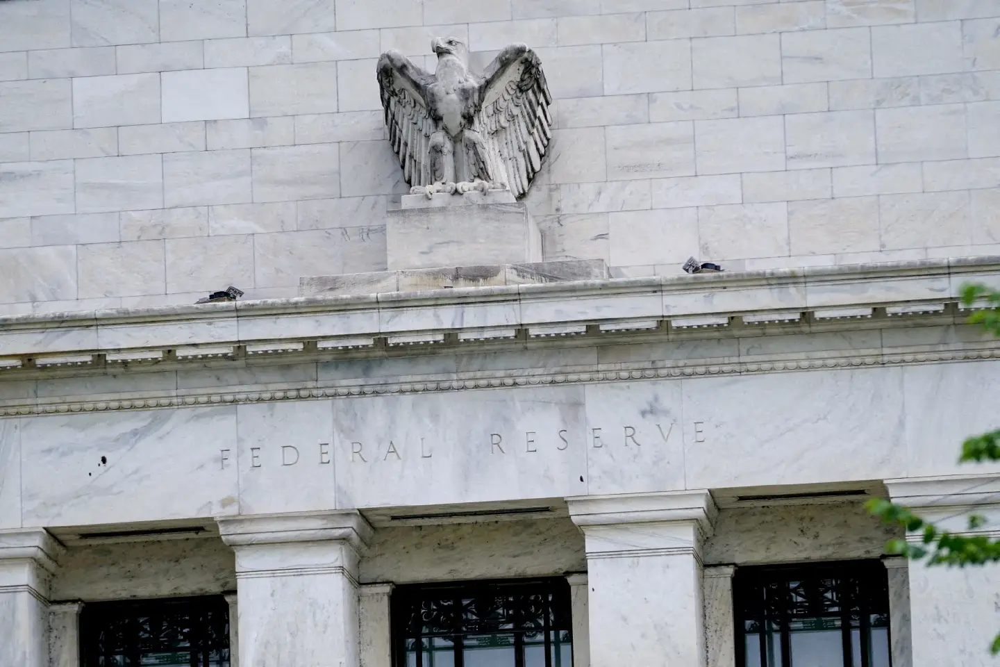 Navigating geopolitics and waiting on Fed cuts 