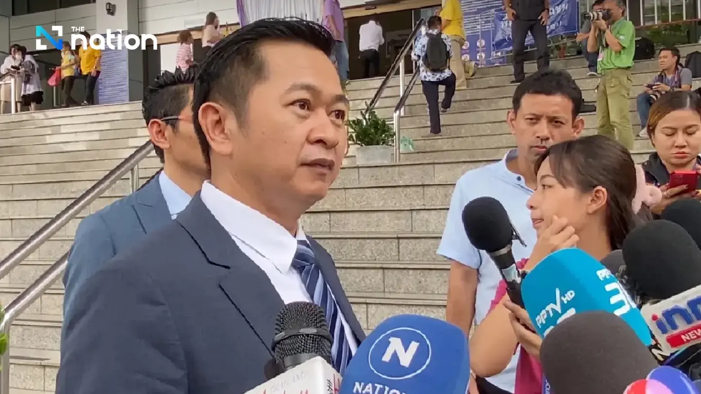 Thaksin sues Warong for defamation, seeks THB100 million damages