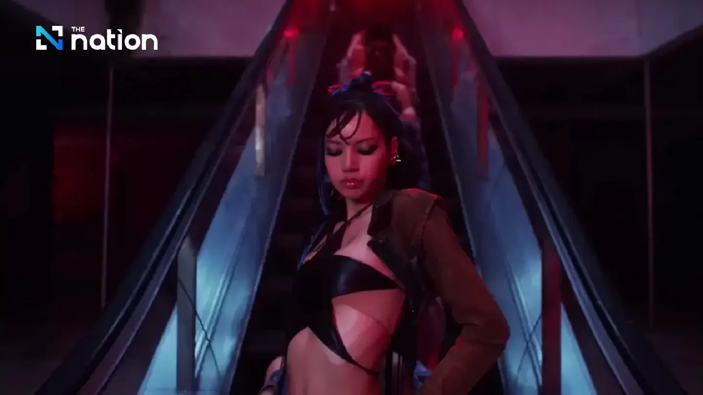 Lalisa showcases Bangkok’s Chinatown in latest music video Lalisa showcases Bangkok’s Chinatown in latest music video