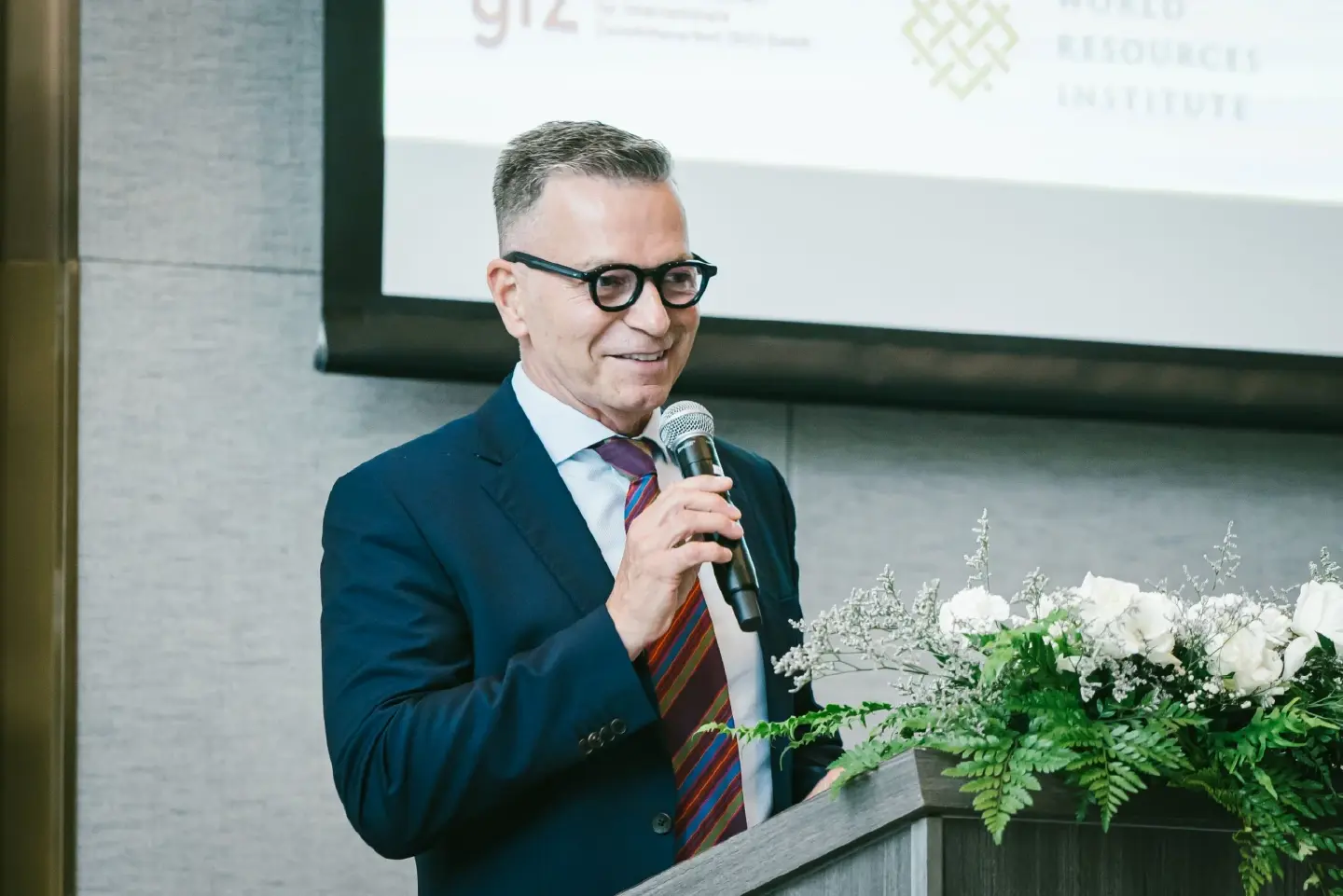 Decision-Makers Meet in Bangkok to Boost Asia’s Transport Decarbonisation