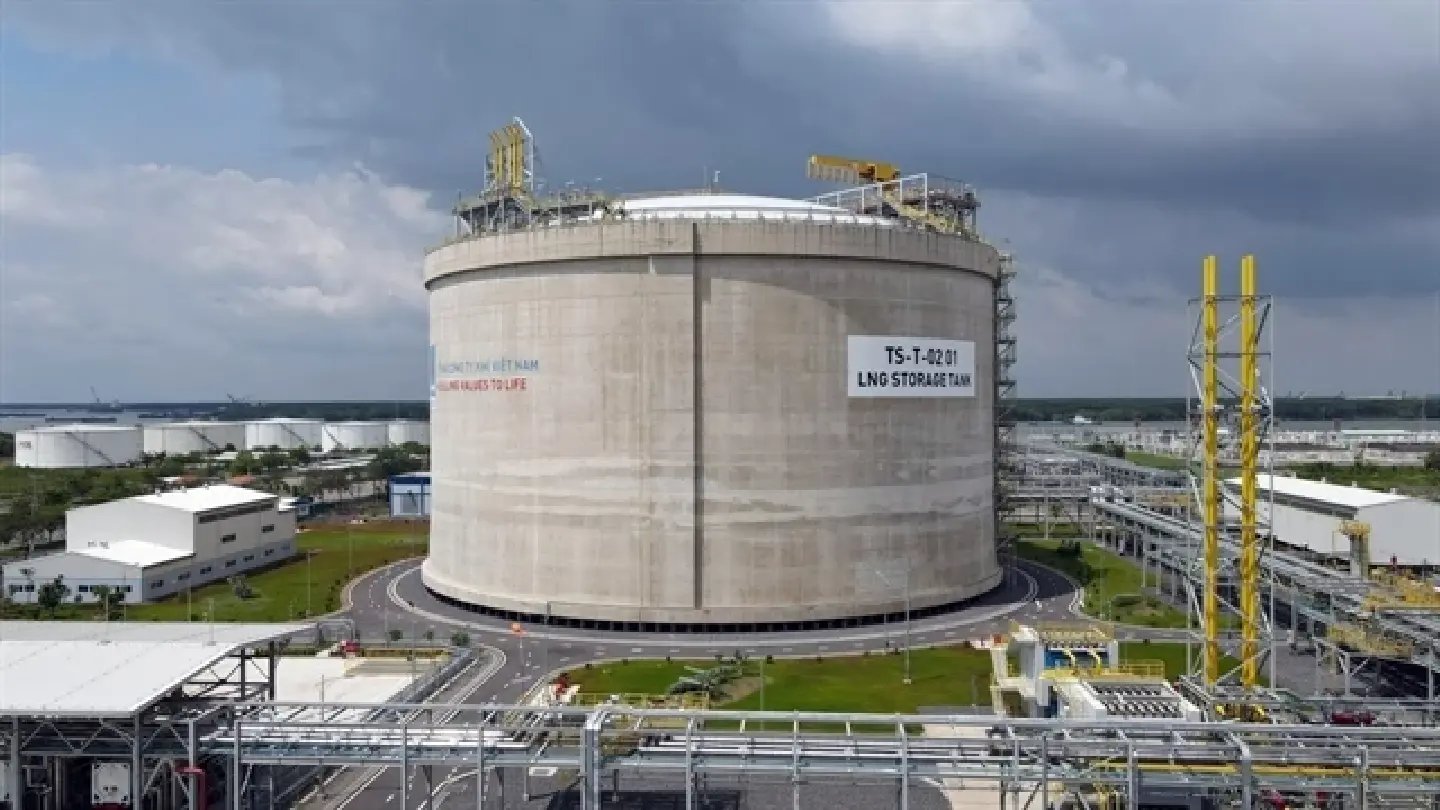 Vietnam and Russia deepen collaboration in LNG and nuclear energy