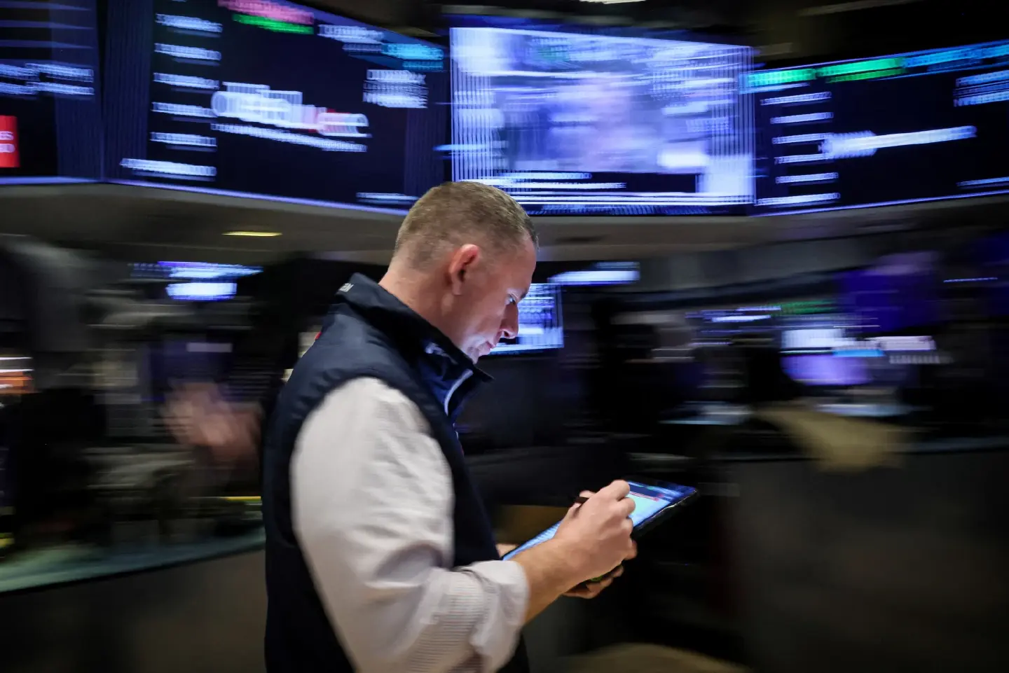 Global shares are mixed after Biden withdraws from the 2024 race Global shares are mixed after Biden withdraws from the 2024 race