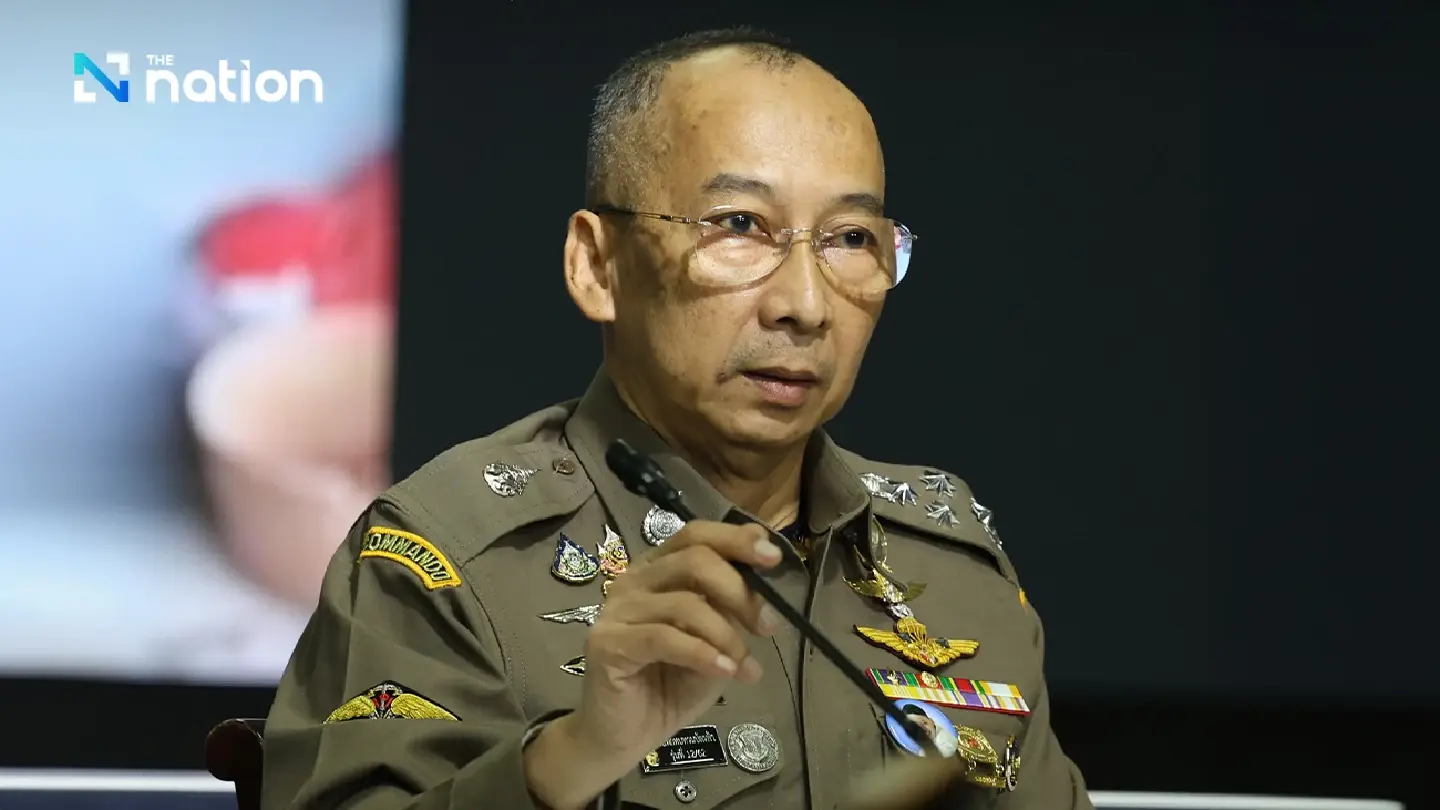 General Torsak rejects rumours of early retirement