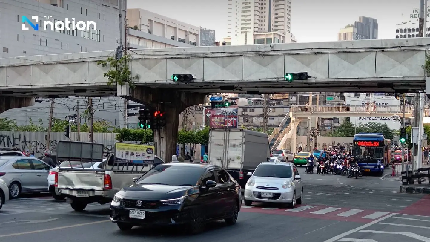 Bangkok groups threaten to sue BMA if it does not drop new city plan Bangkok groups threaten to sue BMA if it does not drop new city plan