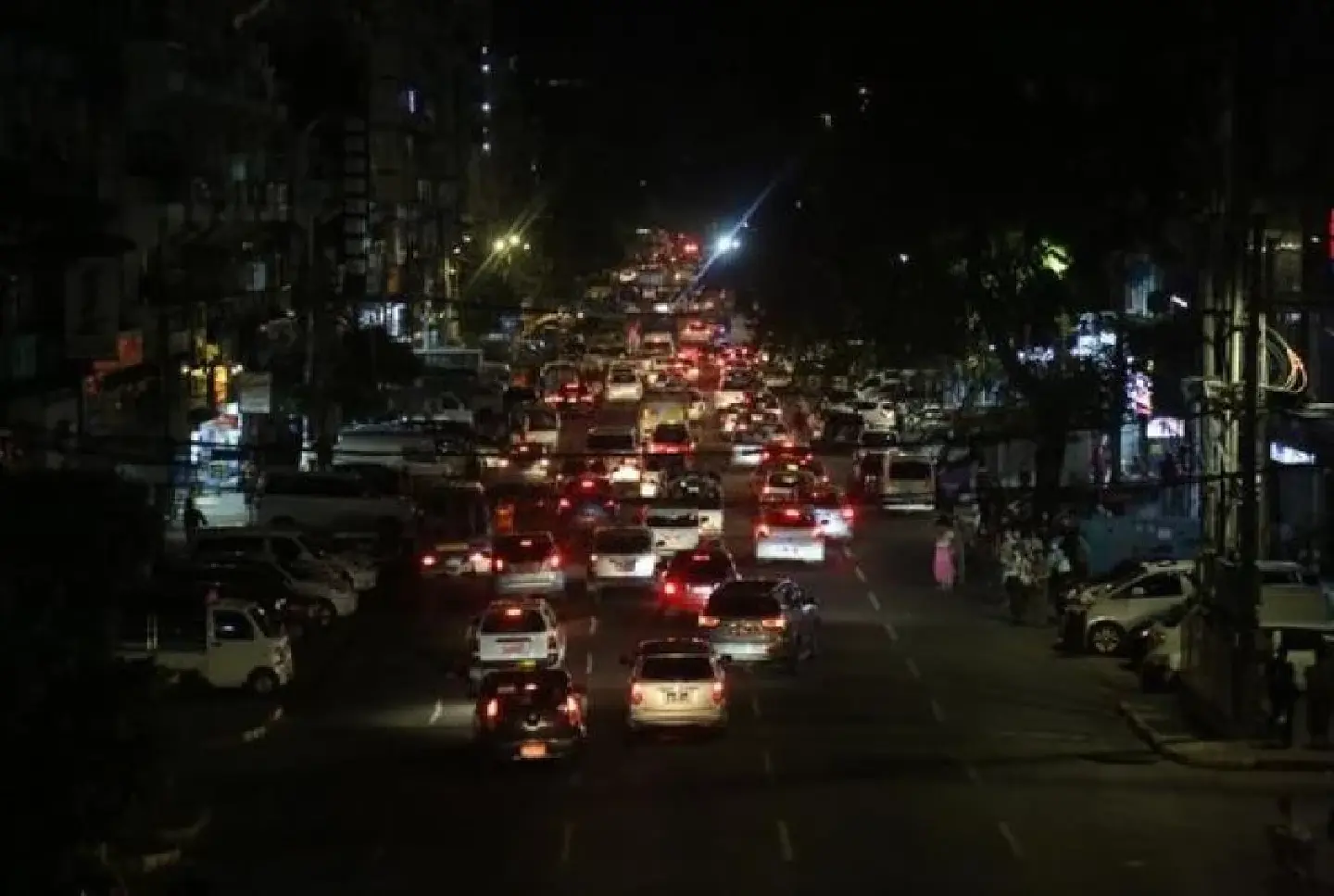 Yangon braces for power outages as daily supply slashed by 20% Yangon braces for power outages as daily supply slashed by 20%