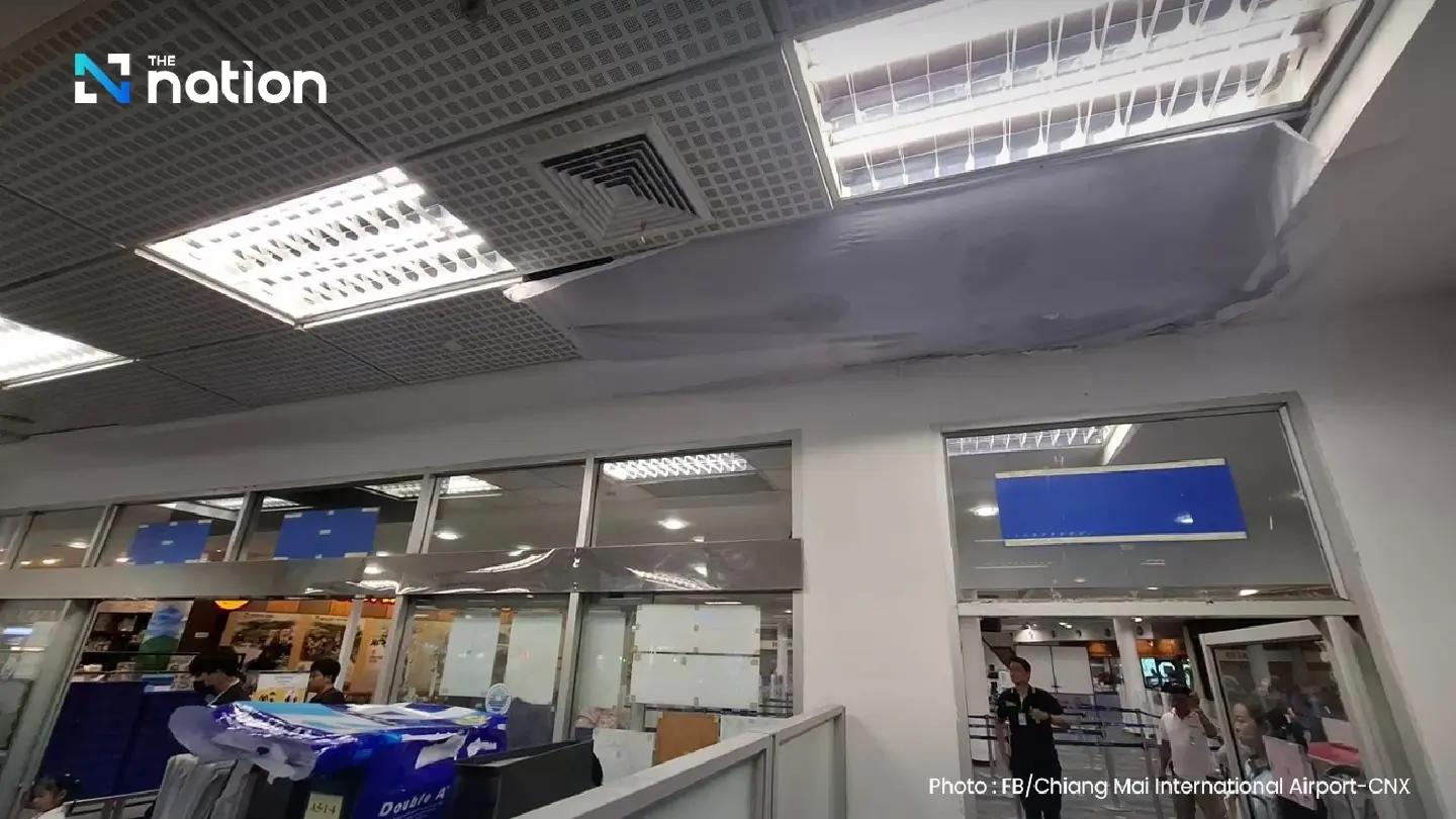 Two foreigners injured as Chiang Mai airport ceiling panels fall Two foreigners injured as Chiang Mai airport ceiling panels fall