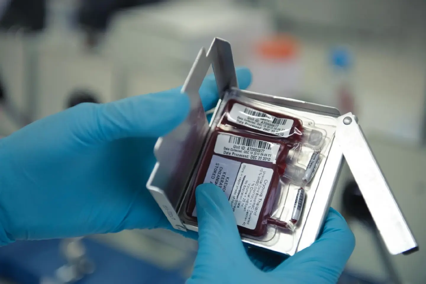 A stem cell bank launches "World Class" laboratory A stem cell bank launches "World Class" laboratory