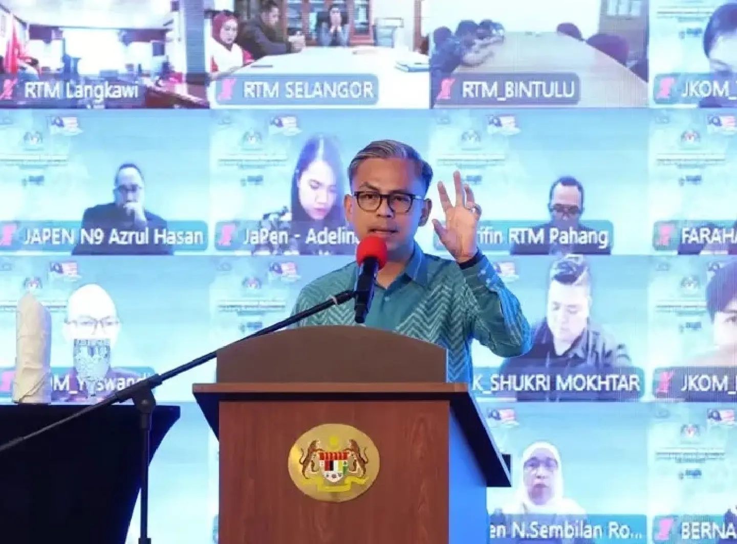 Anwar accepts Meta's apology Anwar accepts Meta's apology