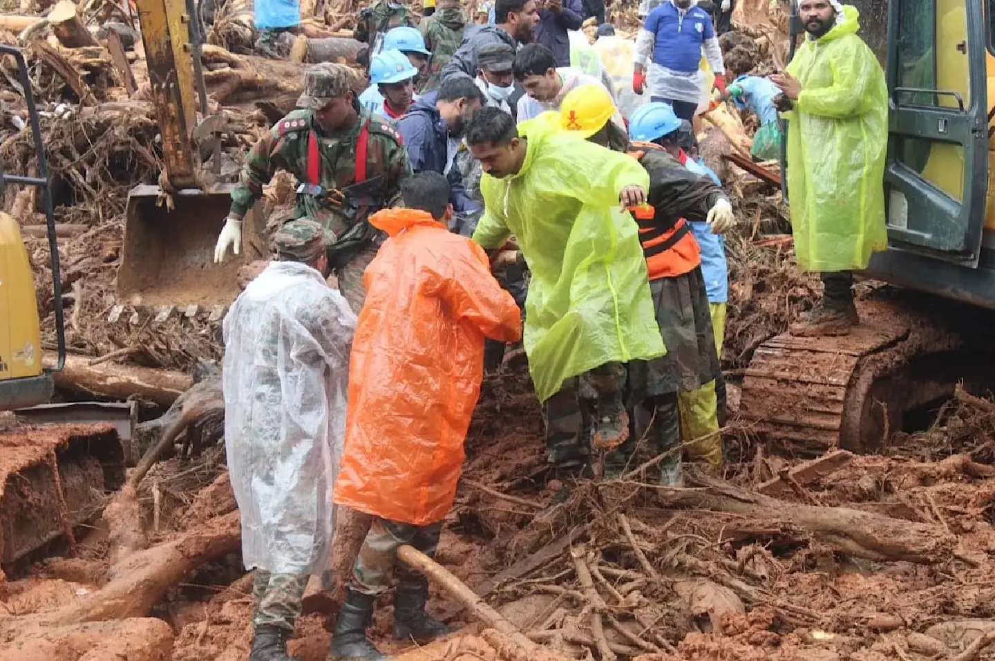 Kerala landslides: Search enters day 5, death count reaches 360