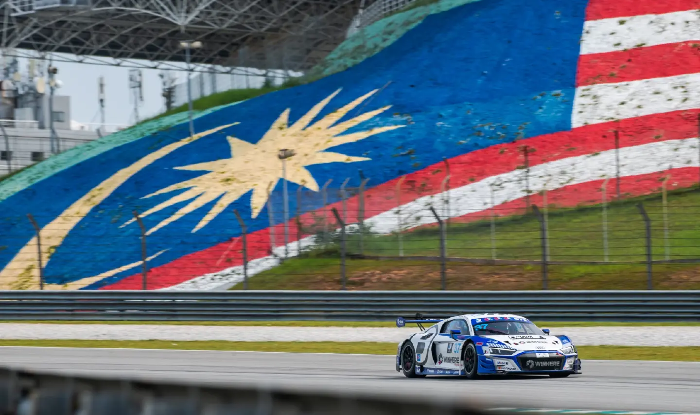Unexpected situations for Sandy at Sepang