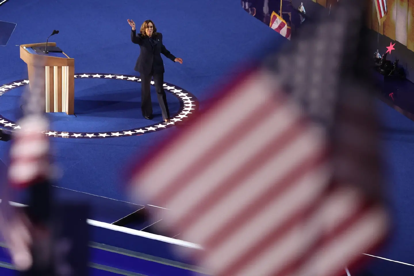Harris urges unity, warns of dangers if Trump wins amid deep divisions Harris urges unity, warns of dangers if Trump wins amid deep divisions