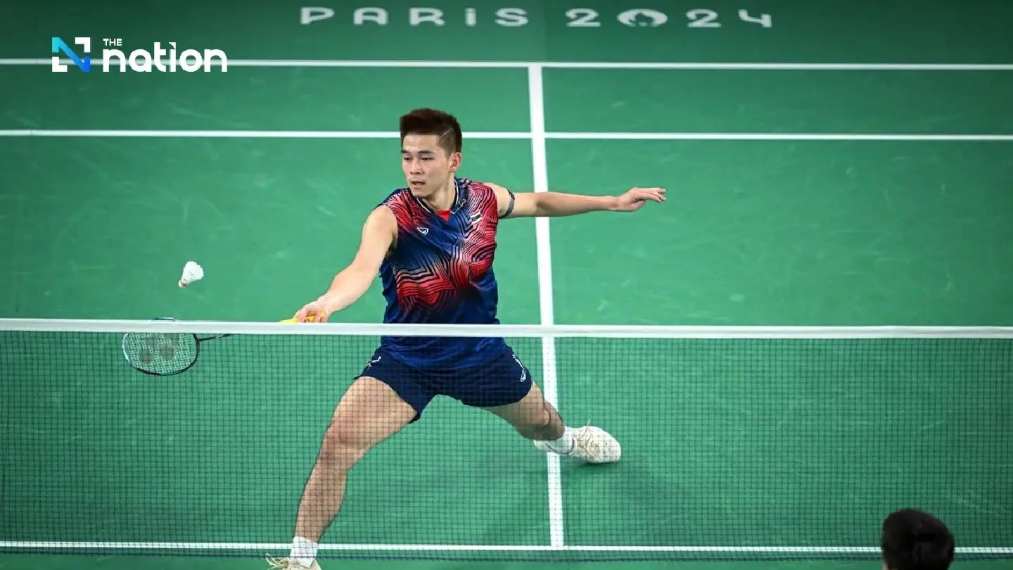Kunlavut kindles badminton medal hopes, routing China’s world No. 1