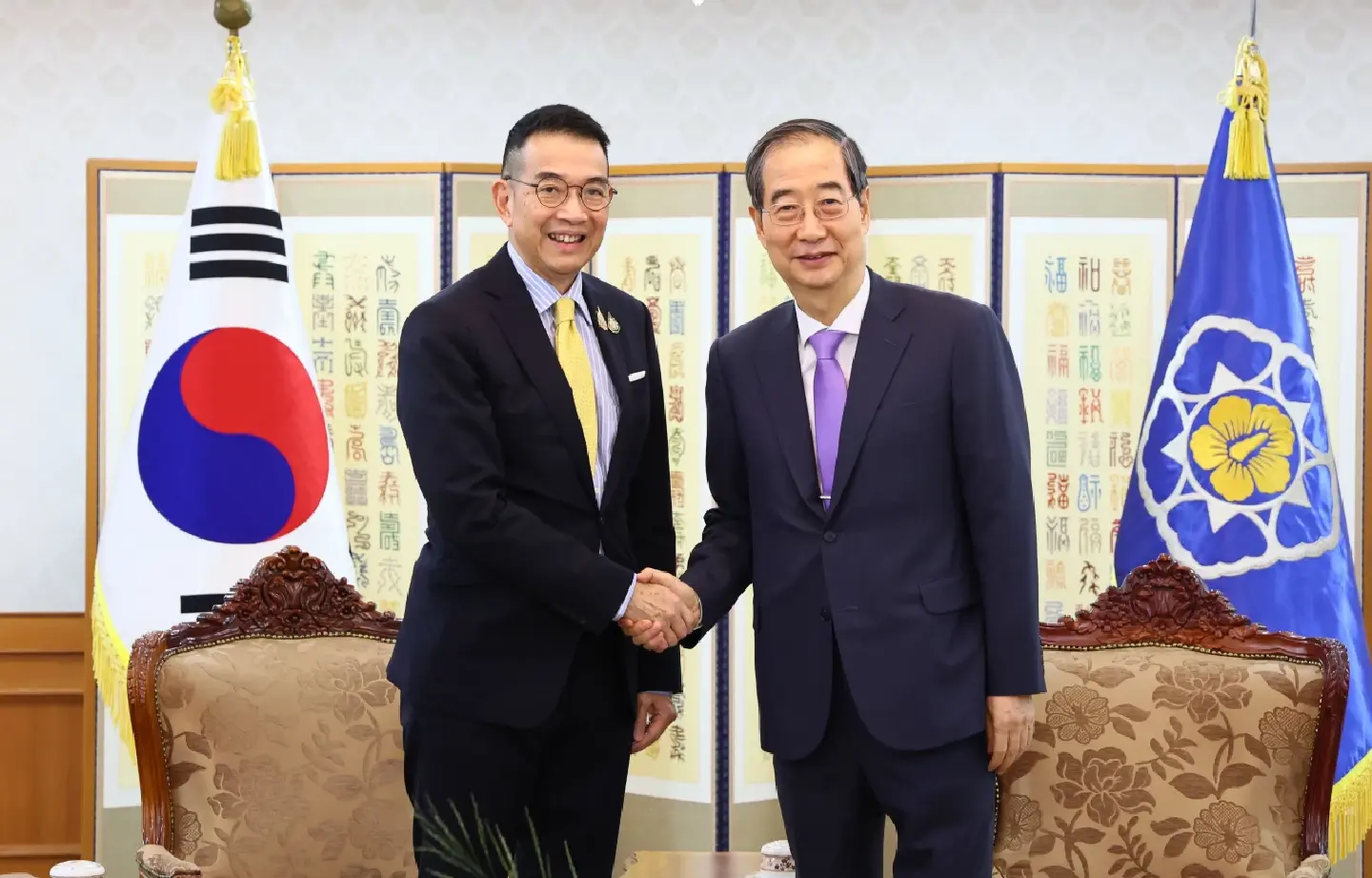 Thailand's top diplomat meets South Korea PM in Seoul Thailand's top diplomat meets South Korea PM in Seoul
