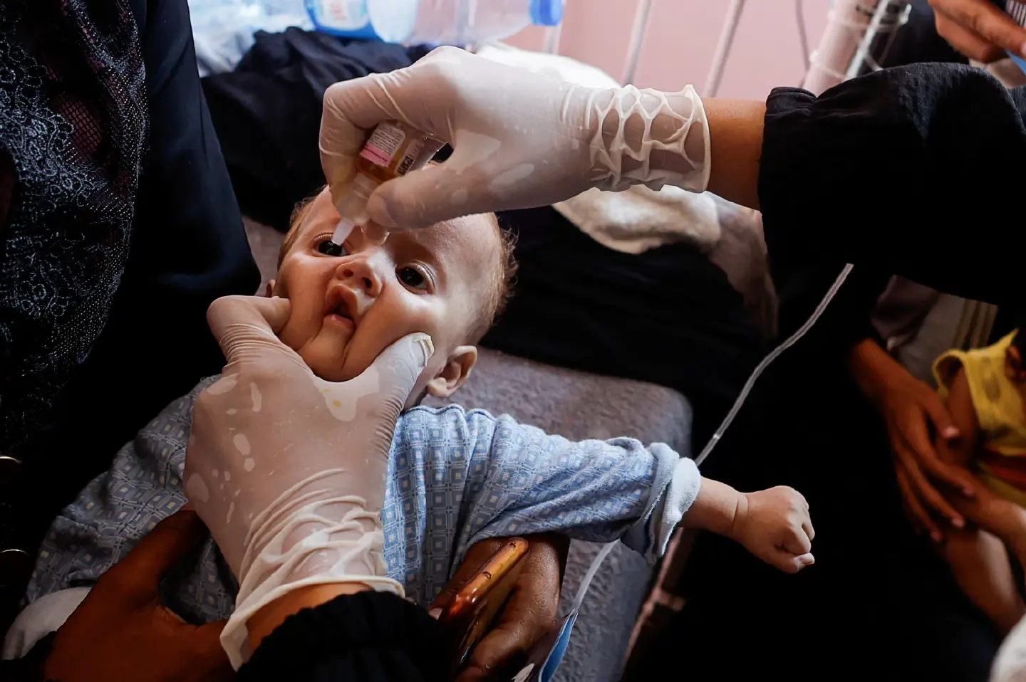 Three days, 640,000 children, 1.3M doses: Gaza's polio vaccination plan Three days, 640,000 children, 1.3M doses: Gaza's polio vaccination plan