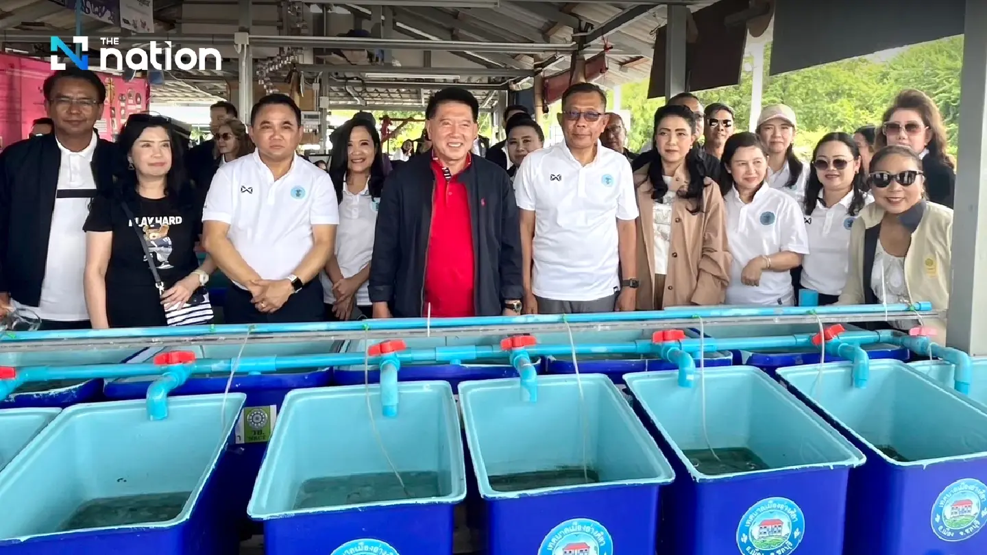 Election commissioner leads CSR activity in Chonburi