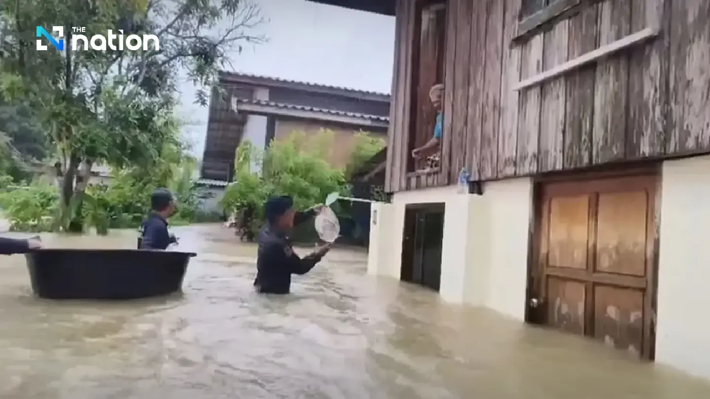Heavy rain, floods force 7 schools in Satun to cancel classes Heavy rain, floods force 7 schools in Satun to cancel classes
