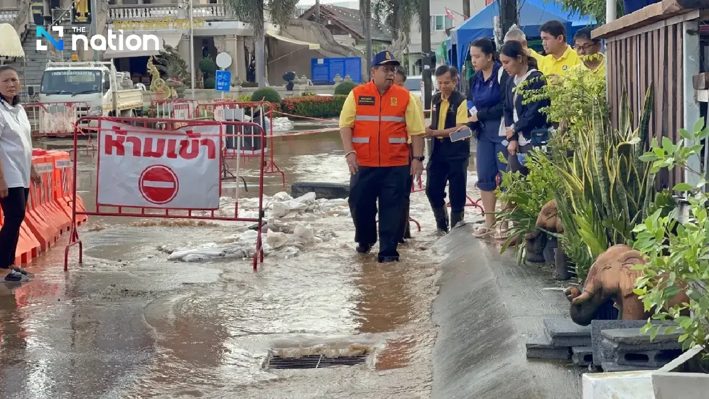 Nong Khai governor says flooding to end in two weeks