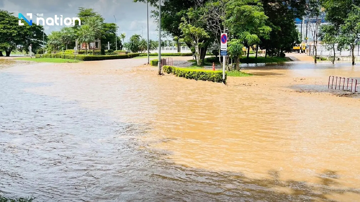 Suriya orders urgent action as floods threaten Chiang Rai airport Suriya orders urgent action as floods threaten Chiang Rai airport