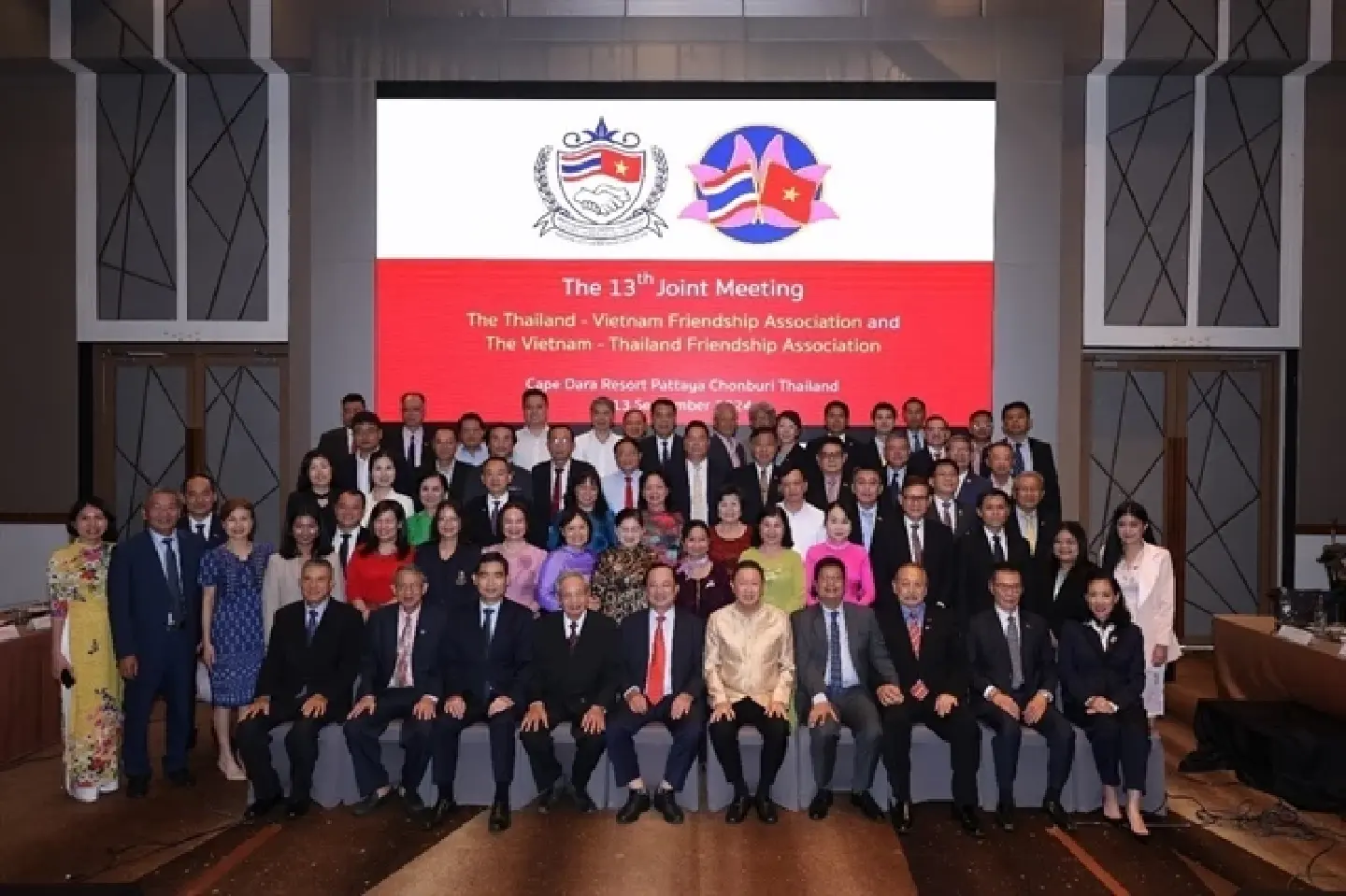 Vietnam, Thailand boost friendship through people-to-people diplomacy Vietnam, Thailand boost friendship through people-to-people diplomacy