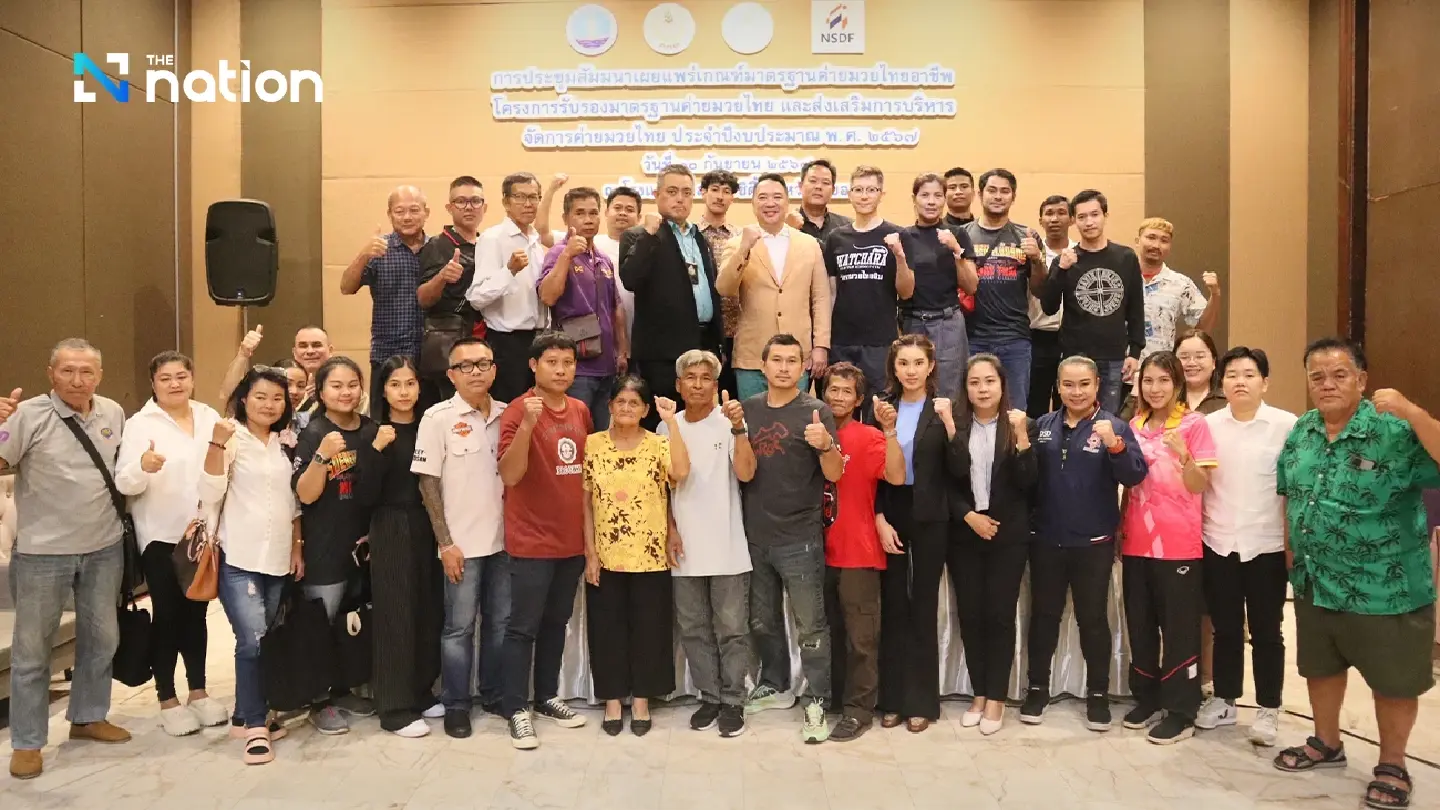 Top Muay Thai school sets up website to help foreigners apply for DTV