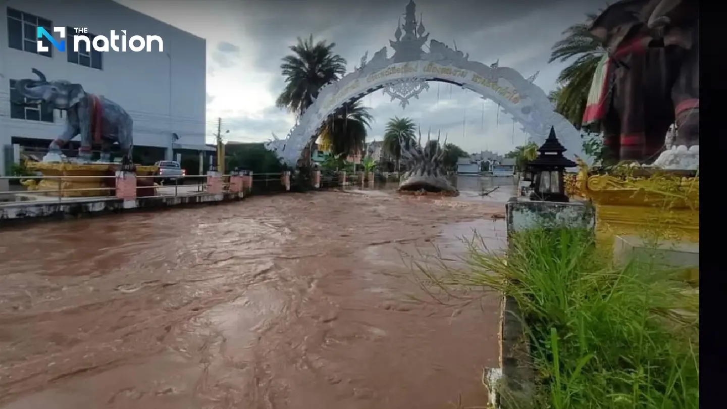 Phayao’s Muang district inundated as heavy rains cause flash floods