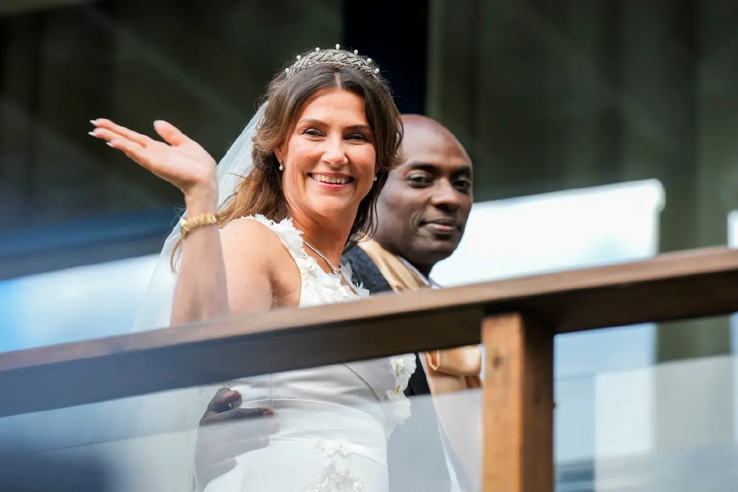 Norwegian princess weds American shaman before a star-studded audience
