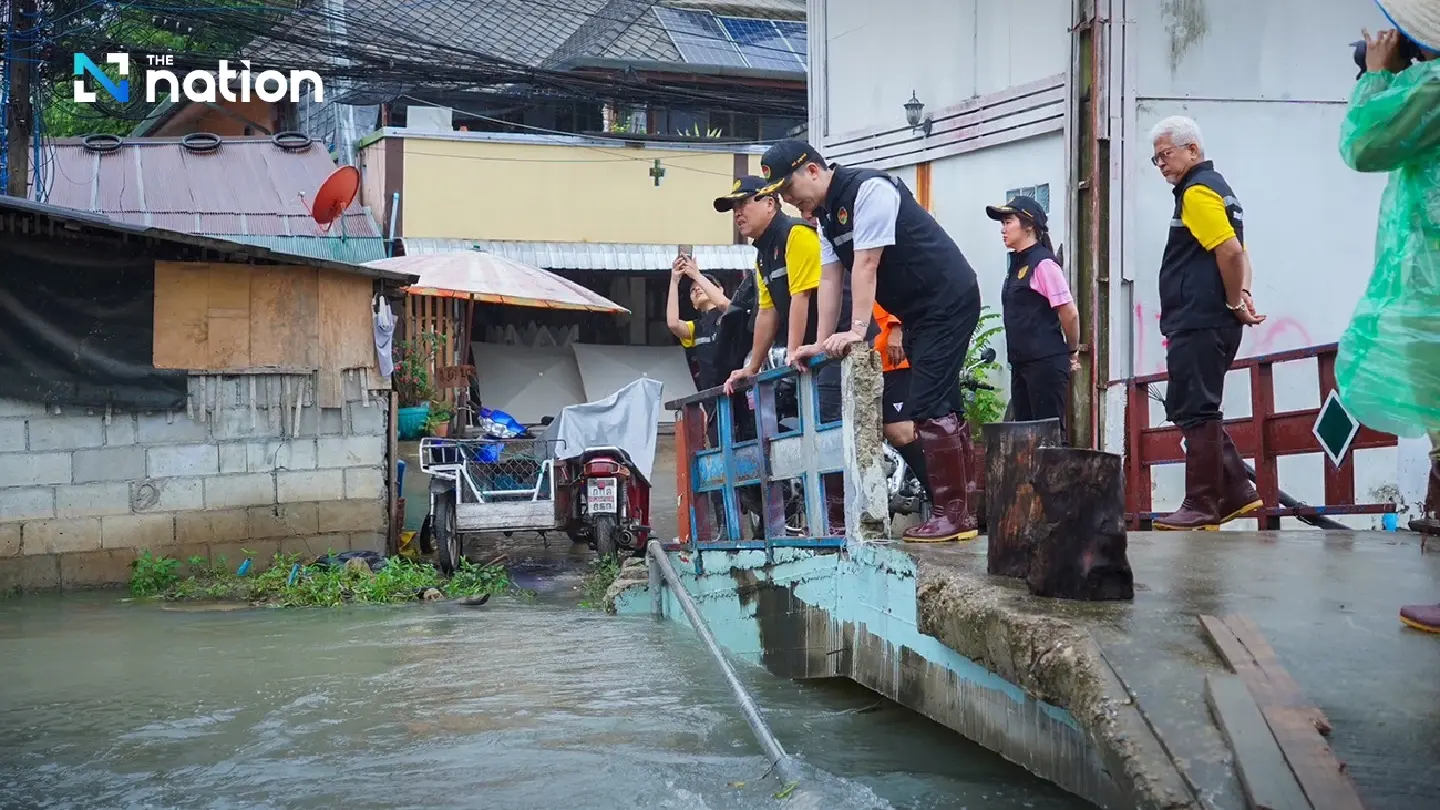 Officials monitor Ping River to protect Chiang Mai’s downtown Officials monitor Ping River to protect Chiang Mai’s downtown