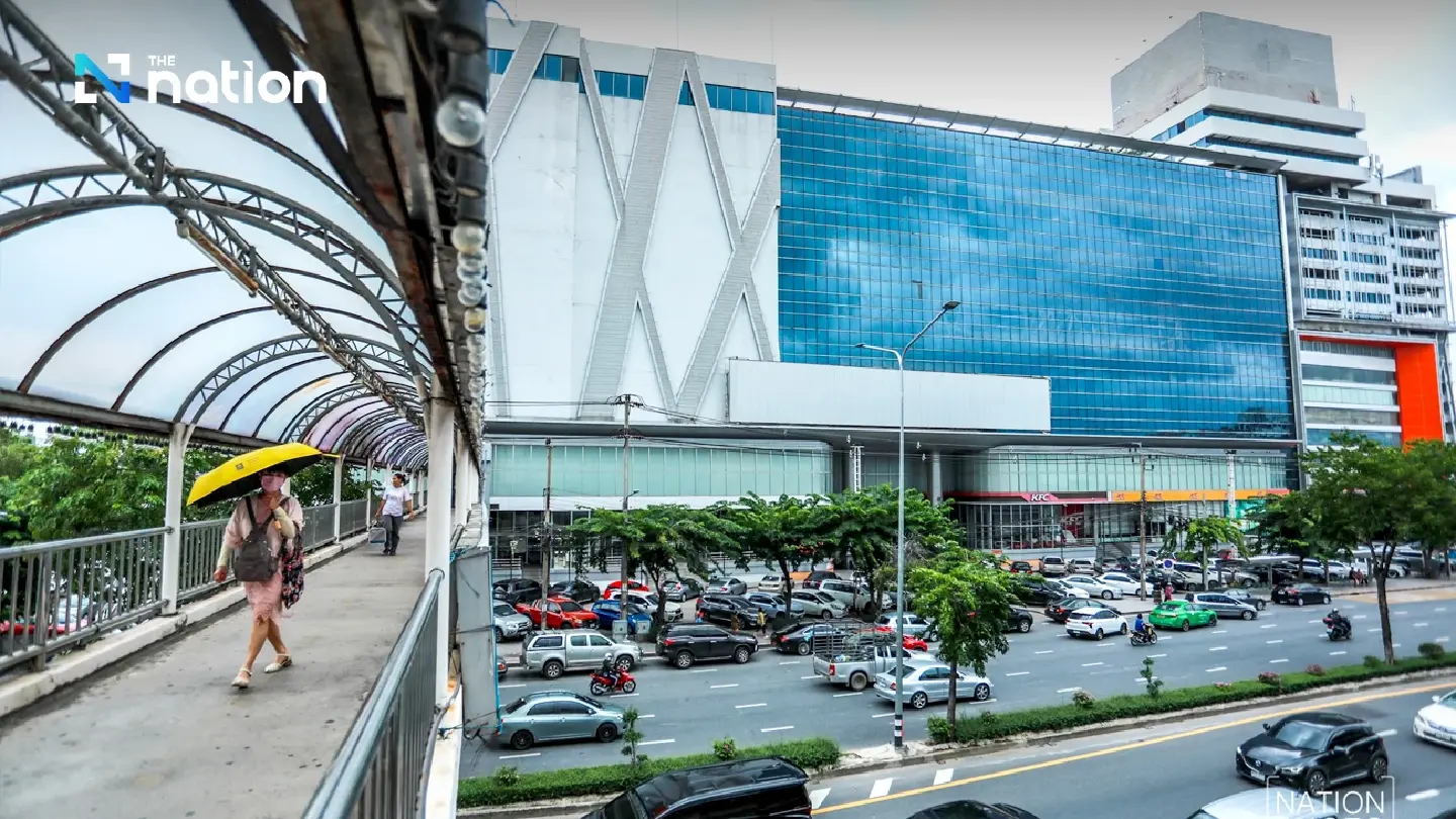 Examining causes of major retail outlet closures