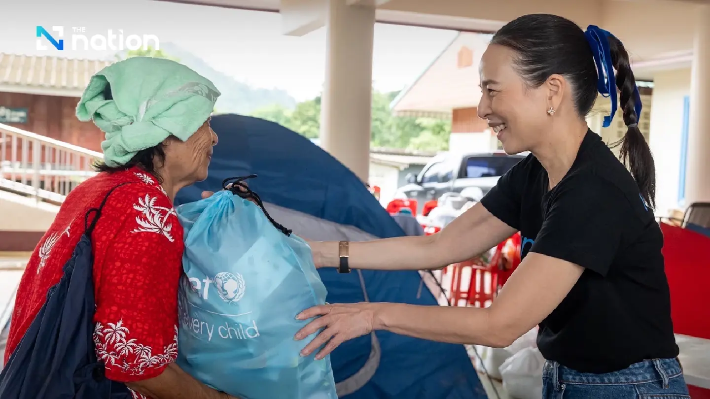 UNICEF ambassador provides relief to flood victims in Chiang Rai UNICEF ambassador provides relief to flood victims in Chiang Rai
