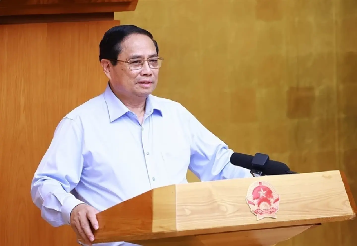 Vietnam PM orders swift action on storm and flood response