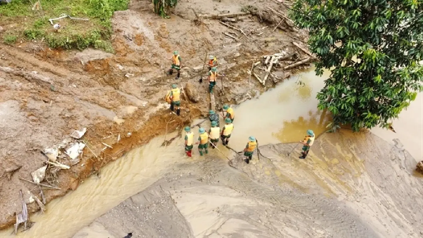 329 dead and missing from typhoon Yagi, landslides, floods in Vietnam 329 dead and missing from typhoon Yagi, landslides, floods in Vietnam