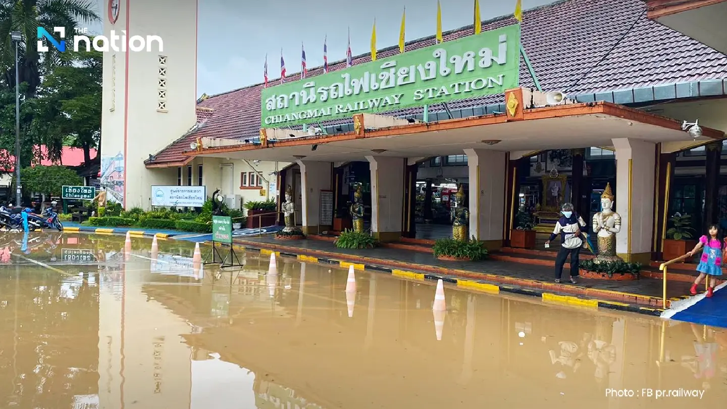 Floods force SRT to halt train services between Lamphun, Chiang Mai Floods force SRT to halt train services between Lamphun, Chiang Mai