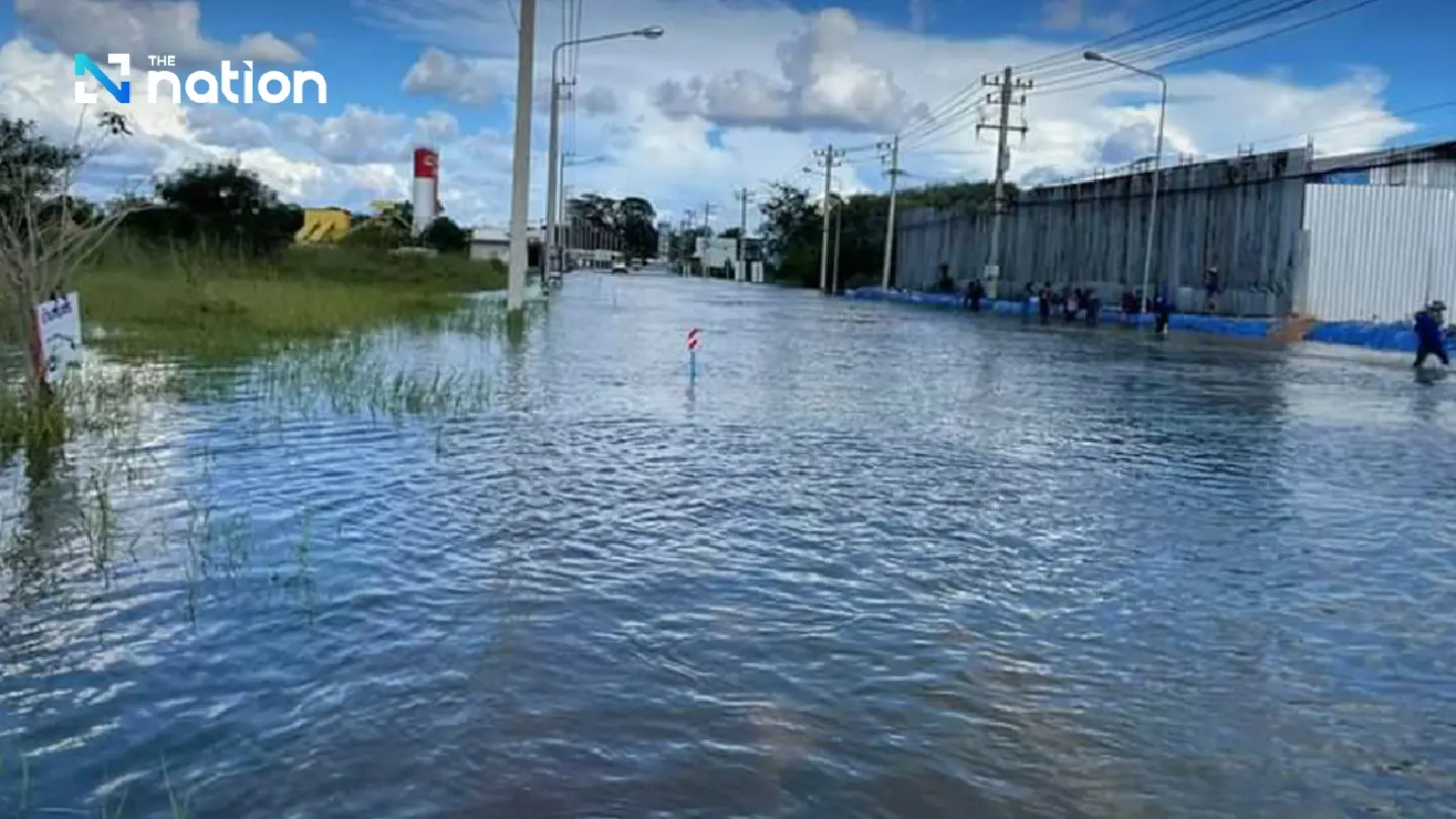 Thai industrial sector warned of threats from floods and drought