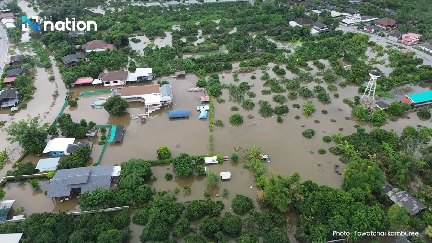 Ping River overflow triggers flooding in Lamphun’s Muang district