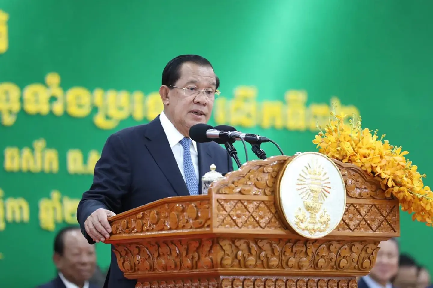 Hun Sen urges diplomacy on Ko Kut, legal action on extremism Hun Sen urges diplomacy on Ko Kut, legal action on extremism
