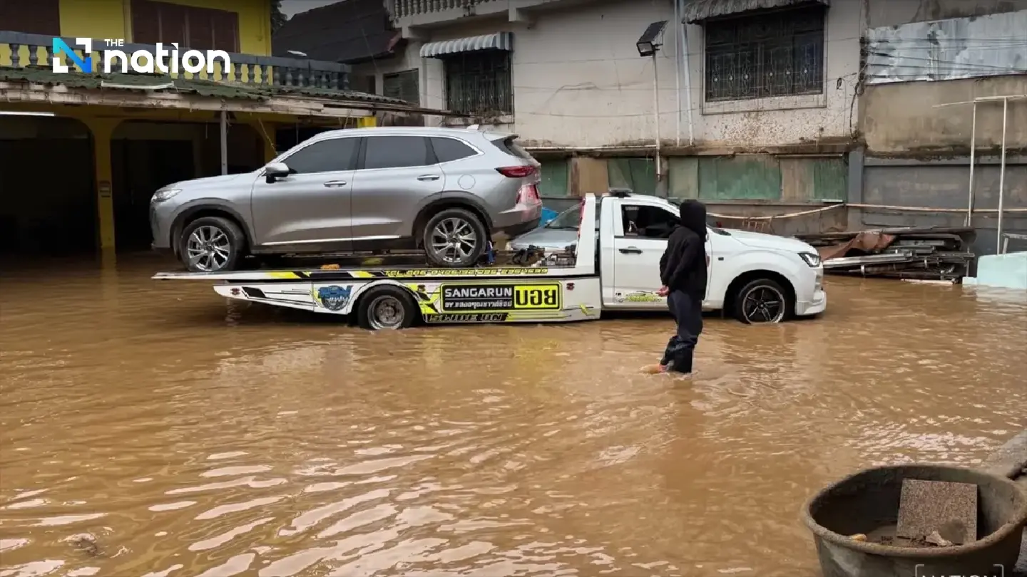 Sai River breaks banks, flooding Chiang Rai’s Mae Sai again Sai River breaks banks, flooding Chiang Rai’s Mae Sai again