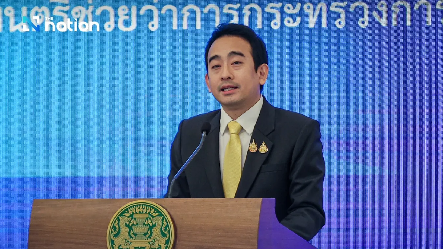 Govt says key confidence indices rose because of 10,000-baht handouts Govt says key confidence indices rose because of 10,000-baht handouts