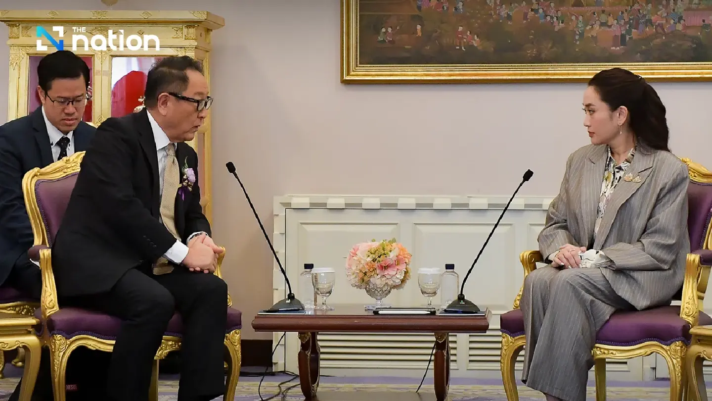 Paetongtarn discusses auto industry strategies in meeting with Toyoda